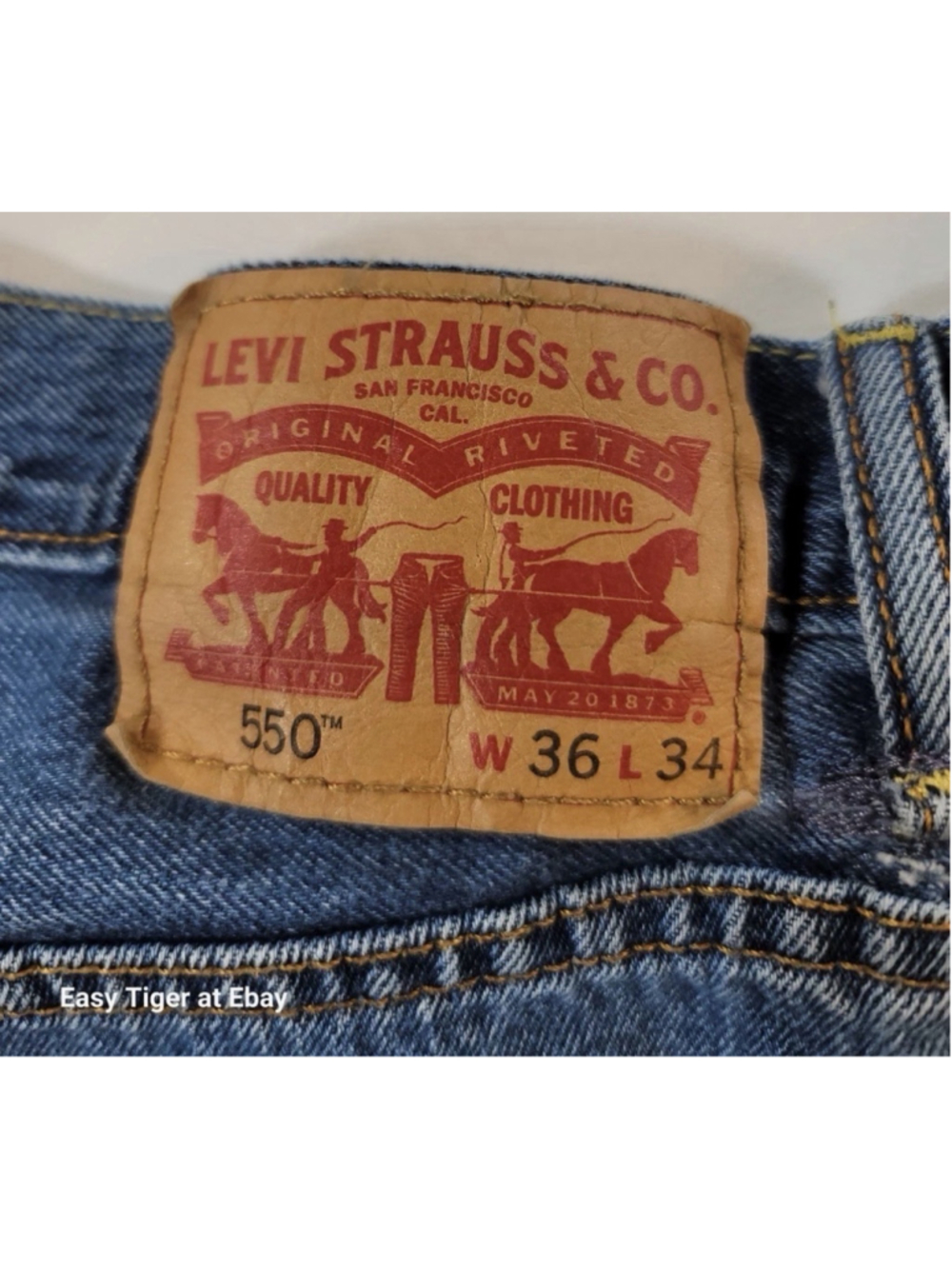 Traditional Levi’s 550 Men’s Relaxed Fit Jeans - Stonewash Blue